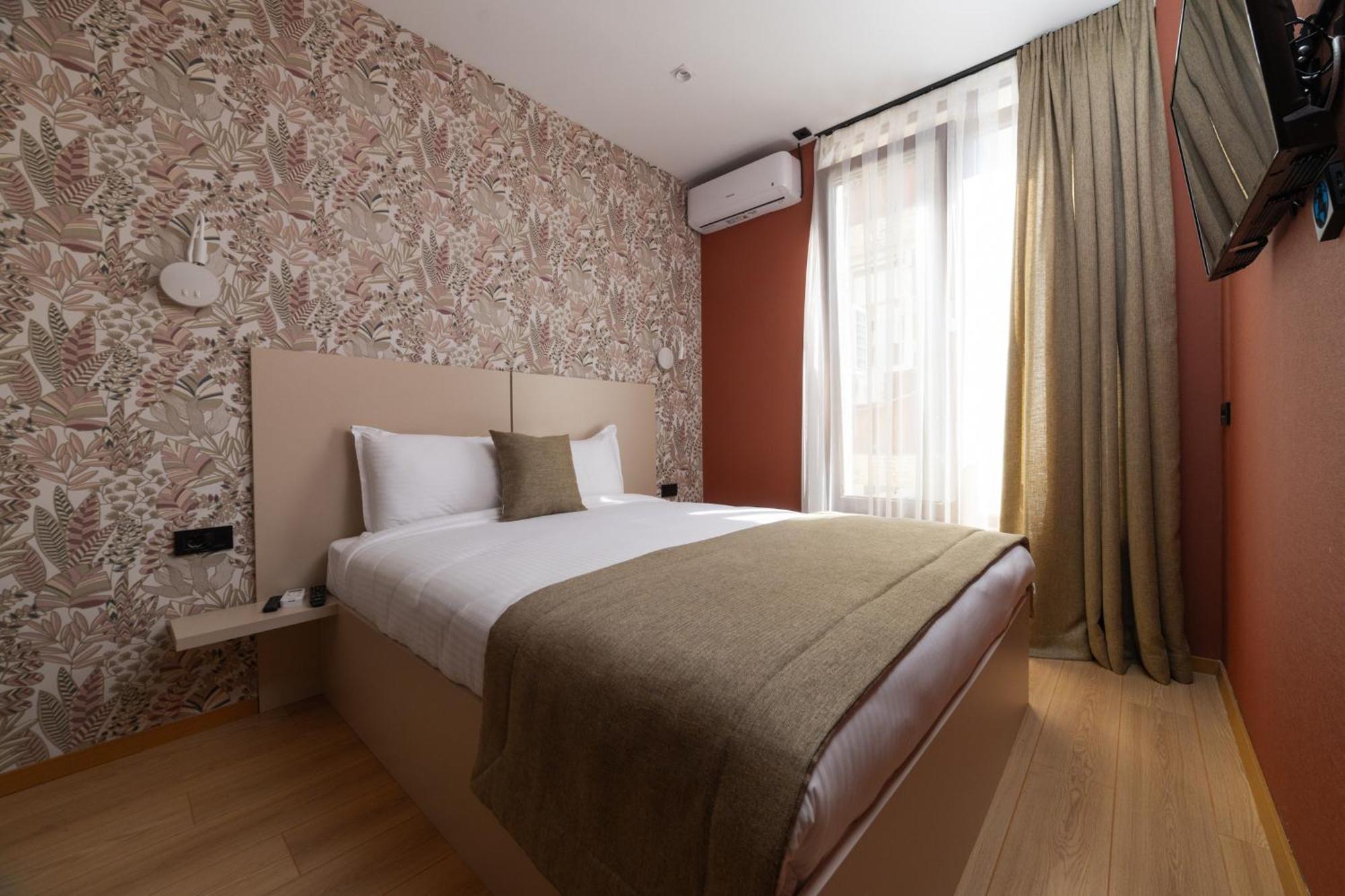 Hotel Ma Belle Pristina Exterior photo