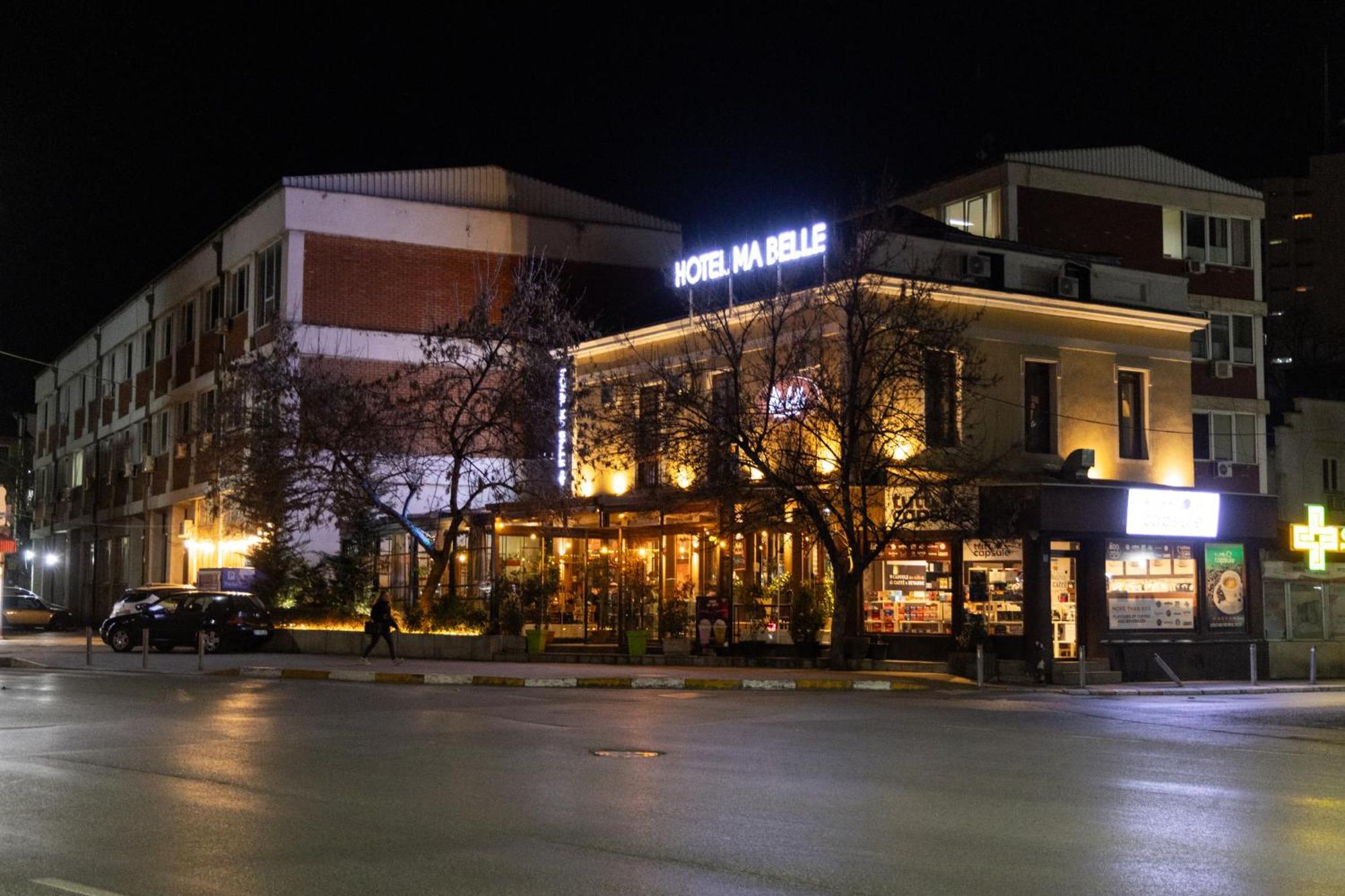 Hotel Ma Belle Pristina Exterior photo